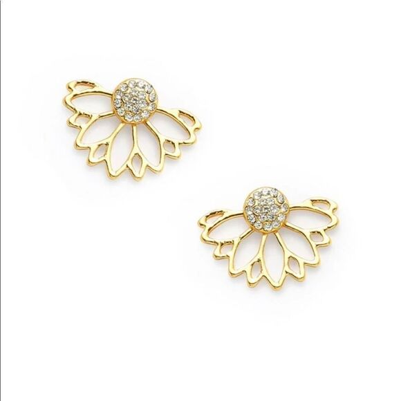 5 for $25 DOUBLE SIDED LOTUS EARRINGS - Picture 1 of 8